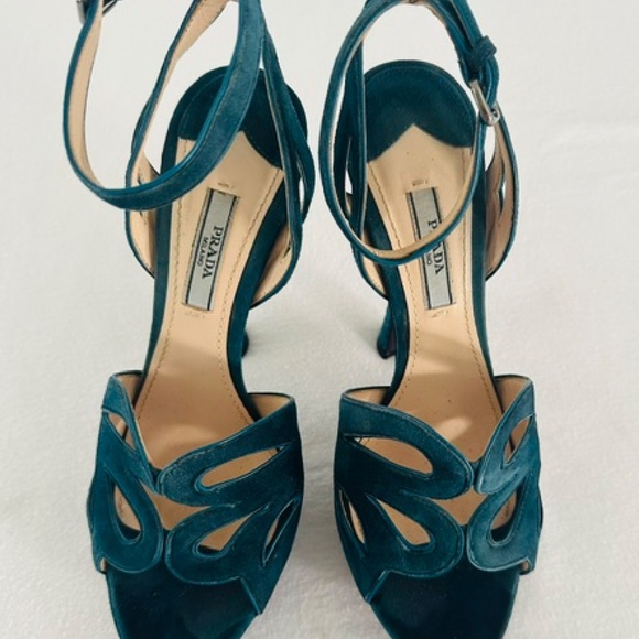 Vintage Prada suede cutout platform sandal - Picture 7 of 11